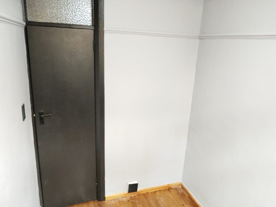 To Let 3 Bedroom Property for Rent in Muizenberg Western Cape